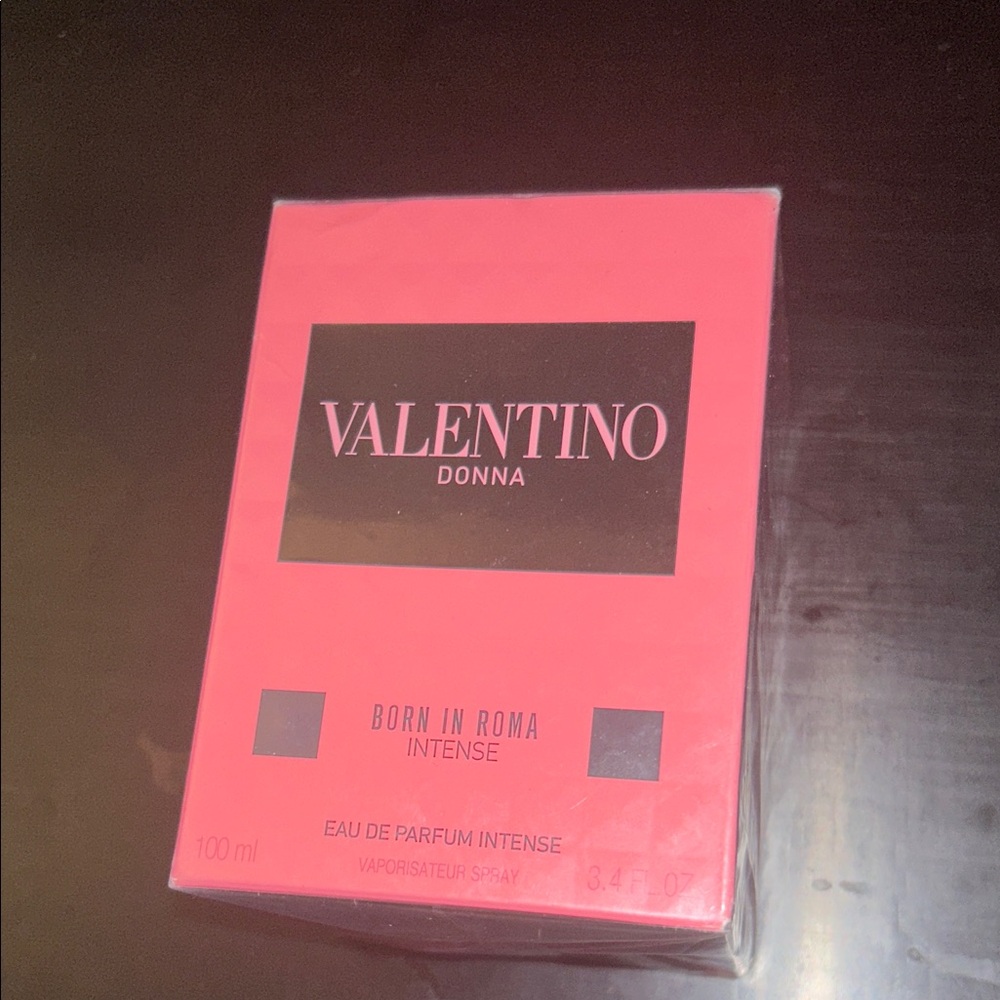 Valentino Donna Born in Roma Intense - Pink and Black